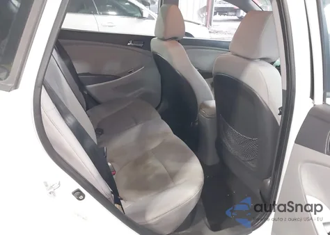 2012 Hyundai Accent Se z USA, uszkodzony, nr VIN KMHCU5AE2CU032787